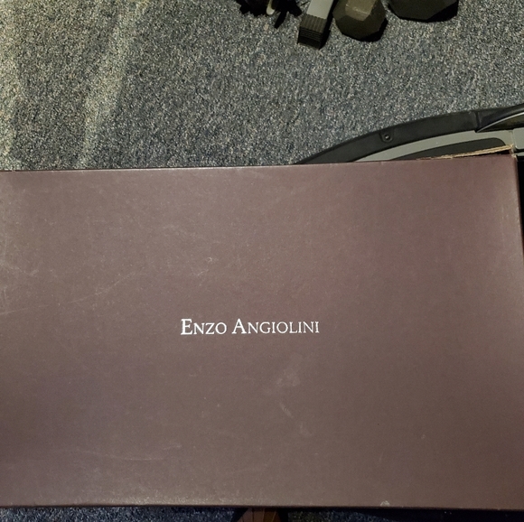 ENZO ANGIOLINI brown leather tall boots - Picture 4 of 5